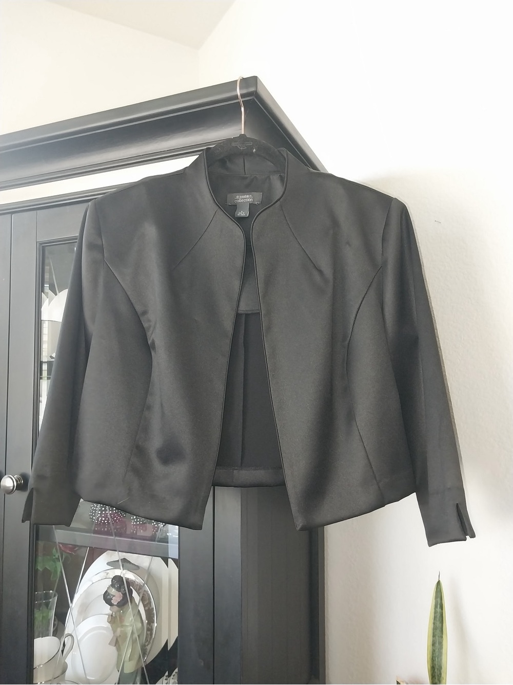 dressbarn Black Open-Front Cropped Blazer